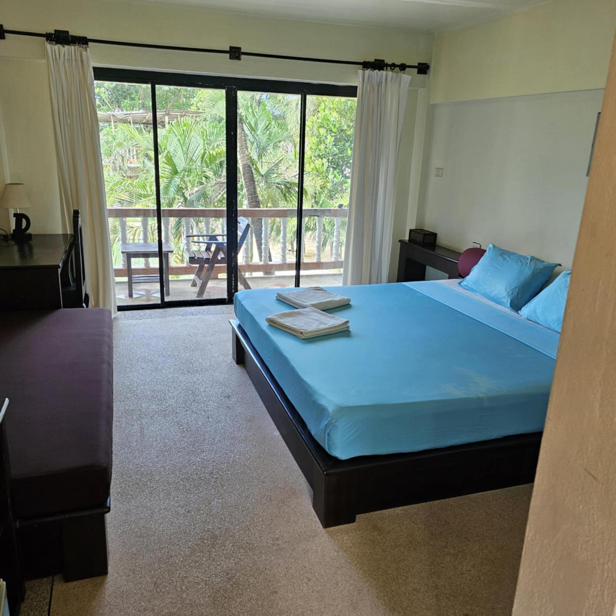 Khlong Khong Simple House Hotel Koh Lanta Ngoại thất bức ảnh